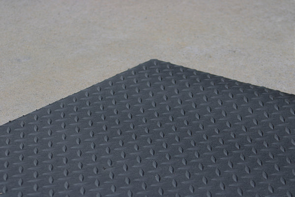 VANDECK Universal Cargo Van Flooring, 4mm 70" x 123" Diamond Plate Rubber Flooring